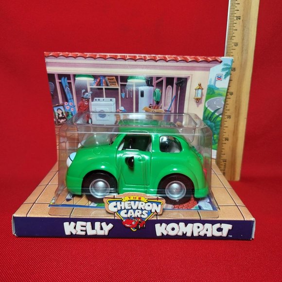 Chevron Cars Kelly Kompact Green Door Coupe 1998 Collectible Toy - Picture 8 of 13